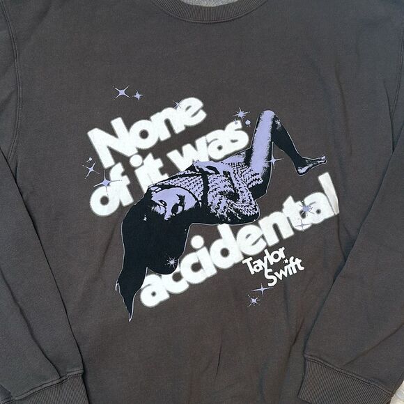 NWOT Taylor Swift “None of it was Accidental” Midnights Crewneck size Medium - Picture 2 of 5
